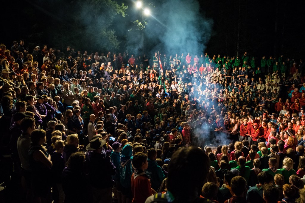 Speidere på leirbål